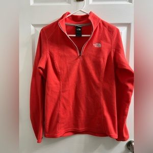 THE NORTH FACE fleece quarter zip with breast logo